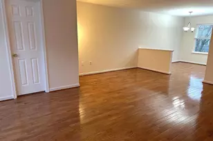 8922 Royal Astor Way, Fairfax, VA 22031 - Photo 5