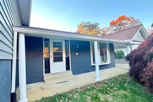 4816 Dodson Dr, Annandale, VA 22003 - Photo 3