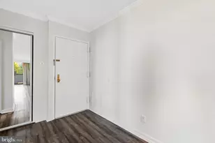 1800 Old Meadow Rd, McLean, VA 22102 - Photo 11