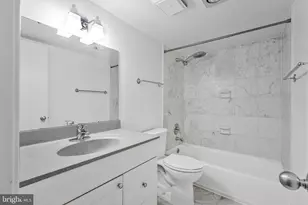 1800 Old Meadow Rd, McLean, VA 22102 - Photo 15