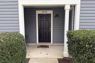 5842 Orchard Hill Ct, Clifton, VA 20124 - Photo 3