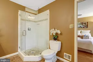 6122 Old Brentford Ct, Alexandria, VA 22310 - Photo 23