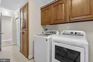 8350 Greensboro Dr, McLean, VA 22102 - Photo 45