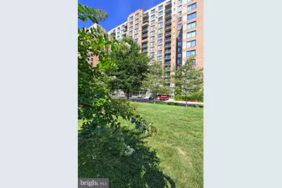 2451 Midtown Avenue #903, Alexandria, VA 22303 - Photo 3