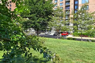 2451 Midtown Ave, Alexandria, VA 22303 - Photo 3