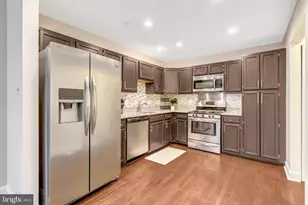 4311 Runabout Ln, Fairfax, VA 22030 - Photo 3