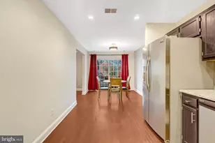 4311 Runabout Ln, Fairfax, VA 22030 - Photo 11