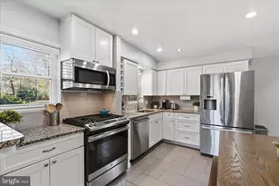 7203 Arthur Dr, Falls Church, VA 22046 - Photo 5