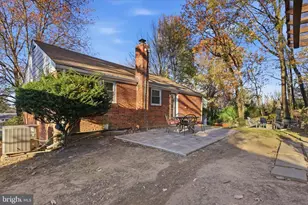 7203 Arthur Dr, Falls Church, VA 22046 - Photo 41