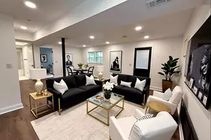 4722 Bristow Dr, Annandale, VA 22003 - Photo 7