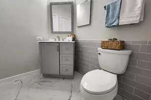 2204 Westcourt Ln, Herndon, VA 20170 - Photo 17