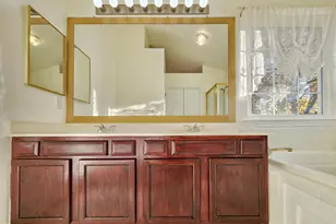 8026 Readington Ct, Springfield, VA 22152 - Photo 31