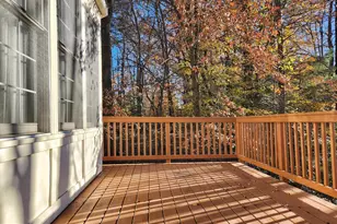 8026 Readington Ct, Springfield, VA 22152 - Photo 21