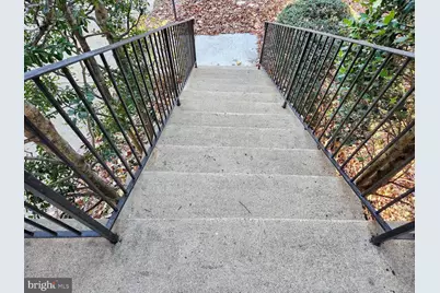 8026 Readington Court, Springfield, VA 22152 - Photo 5