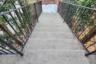 8026 Readington Ct, Springfield, VA 22152 - Photo 5