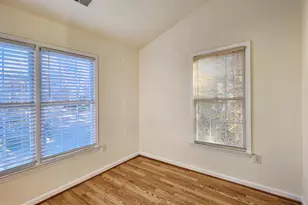 8026 Readington Ct, Springfield, VA 22152 - Photo 35