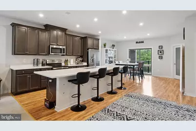 13506 Innovation Station Loop #2B, Herndon, VA 20171 - Photo 3