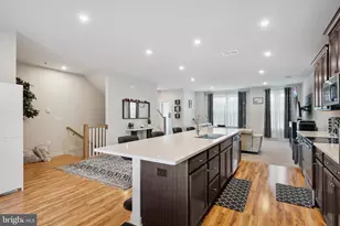 13506 Innovation Station Loop, Herndon, VA 20171 - Photo 5