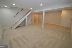 8375 Magic Leaf Rd, Springfield, VA 22153 - Photo 41