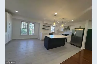 7842 Ashley Glen Road, Annandale, VA 22003 - Photo 3