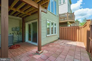 4102 Kentmere Square, Fairfax, VA 22030 - Photo 43