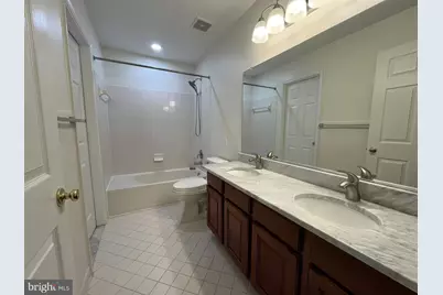 4102 Kentmere Square, Fairfax, VA 22030 - Photo 35