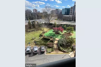 8340 Greensboro Drive #402, McLean, VA 22102 - Photo 13