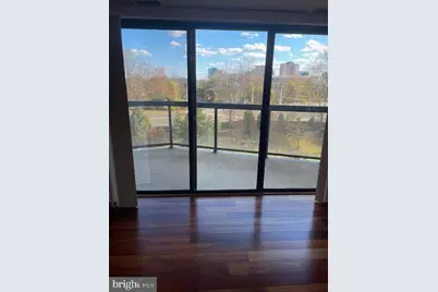 8340 Greensboro Drive #402, McLean, VA 22102 - Photo 9