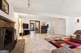 3406 Lyrac St, Oakton, VA 22124 - Photo 3