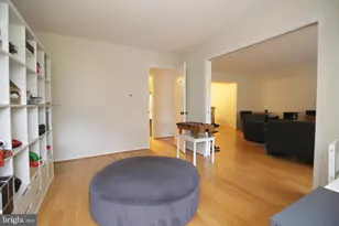 7640 Provincial Dr, McLean, VA 22102 - Photo 13