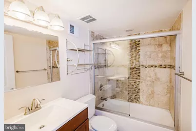 2177 Chain Bridge Road, Vienna, VA 22182 - Photo 21