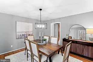 10207 Oxfordshire Rd, Great Falls, VA 22066 - Photo 9