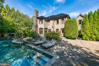 8305 Fox Haven Drive, McLean, VA 22102 - Photo 3