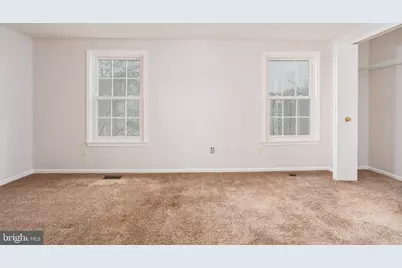 6035 Netherton Street, Centreville, VA 20120 - Photo 9