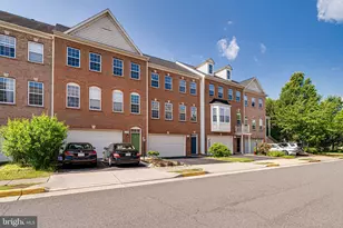 12587 Birkdale Way, Fairfax, VA 22030 - Photo 3