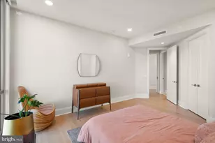 7887 Jones Branch Dr, McLean, VA 22102 - Photo 25