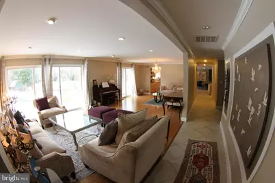 1542 Crowell Road, Vienna, VA 22182 - Photo 5