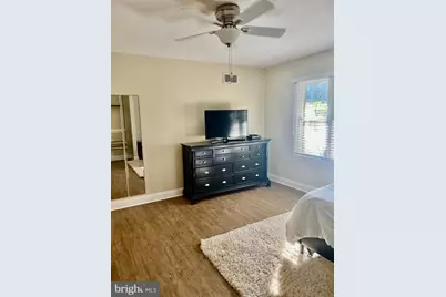 1542 Crowell Road, Vienna, VA 22182 - Photo 19