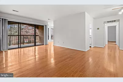 11200 Chestnut Grove Square #203, Reston, VA 20190 - Photo 5