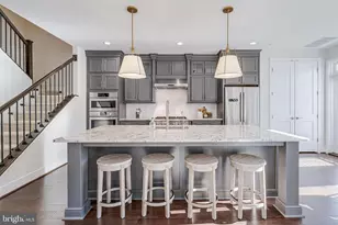 11695 Sunrise Square Pl, Reston, VA 20191 - Photo 29