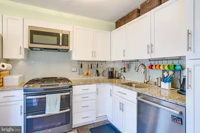 1640 Wainwright Drive, Reston, VA 20190 - Photo 17