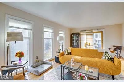 1640 Wainwright Drive, Reston, VA 20190 - Photo 9