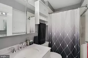 7215 Beverly Park Dr, Springfield, VA 22150 - Photo 23