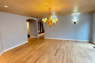 10701 Sycamore Springs Ln, Great Falls, VA 22066 - Photo 29