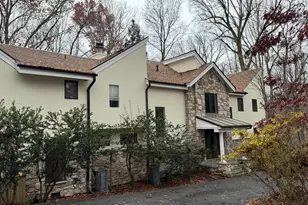 10701 Sycamore Springs Ln, Great Falls, VA 22066 - Photo 27