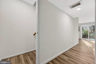 14467 Four Chimney Dr, Centreville, VA 20120 - Photo 19