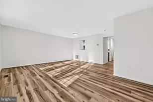 14467 Four Chimney Dr, Centreville, VA 20120 - Photo 11