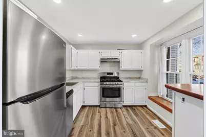 14467 Four Chimney Drive, Centreville, VA 20120 - Photo 5