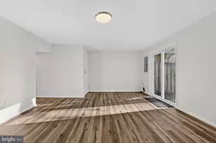 14467 Four Chimney Dr, Centreville, VA 20120 - Photo 23