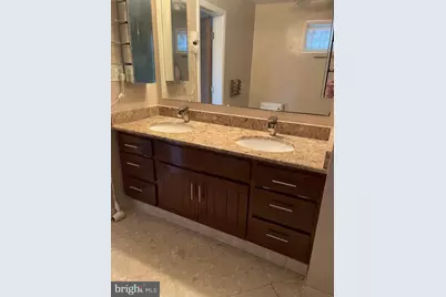 8415 Spicewood Court, Annandale, VA 22003 - Photo 17